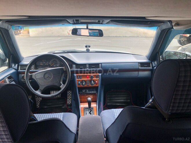 Mercedes E 280 1995, 350,000 km - 2.8 l - Bakı