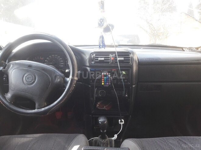 Opel Vectra 1994, 400,000 km - 1.8 l - Ağstafa