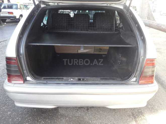 Mercedes C 220 2000, 360,000 km - 2.2 l - Bakı