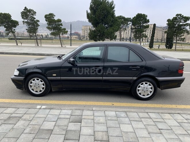 Mercedes C 200 1999, 245,000 km - 2.0 l - Bakı