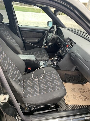 Mercedes C 200 1999, 245,000 km - 2.0 l - Bakı