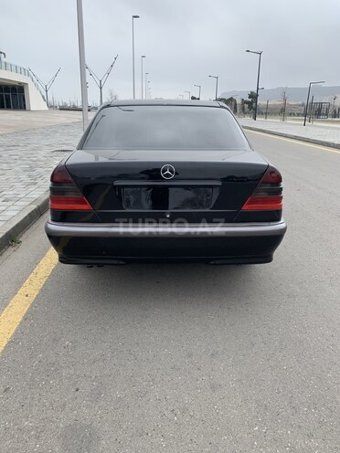 Mercedes C 200 1999, 245,000 km - 2.0 l - Bakı