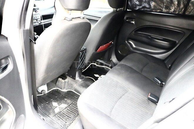 Mitsubishi Attrage 2014, 87,000 km - 1.2 л - Cəlilabad