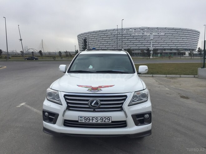 Lexus LX 570 2013, 80,000 km - 5.7 l - Bakı