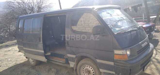 Toyota HiAce 1990, 574,000 km - 2.5 l - Tovuz