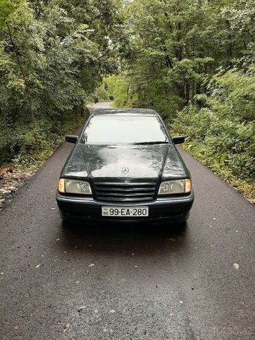 Mercedes C 180 2000, 324,567 km - 1.8 l - Bakı