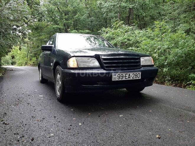 Mercedes C 180 2000, 324,567 km - 1.8 l - Bakı