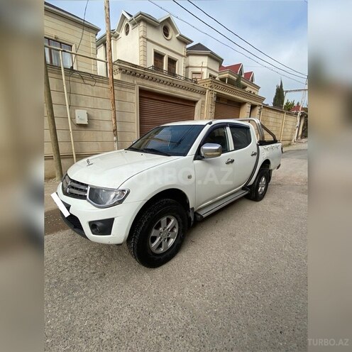 Mitsubishi L200 2014, 154,581 km - 0.3 l - Bakı