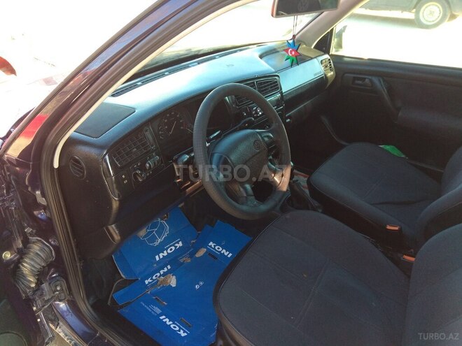 Volkswagen Golf 1995, 20,000 km - 0.2 л - Bakı