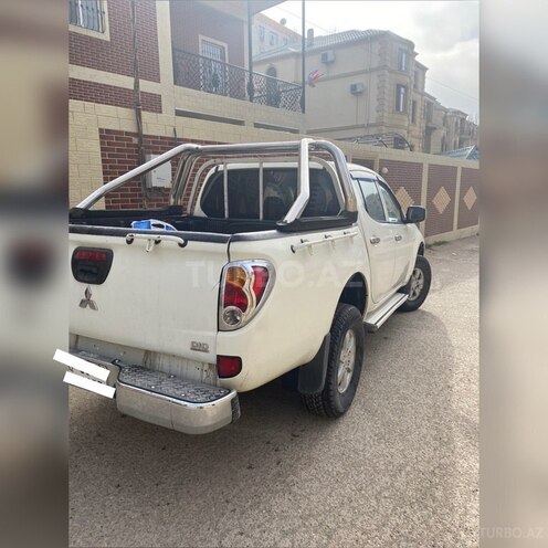 Mitsubishi L200 2014, 154,581 km - 0.3 l - Bakı