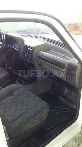 GAZ 3110 1999, 32,000 km - 2.4 л - Sabirabad