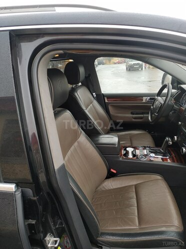 Volkswagen Touareg 2007, 137,825 km - 4.2 л - Bakı