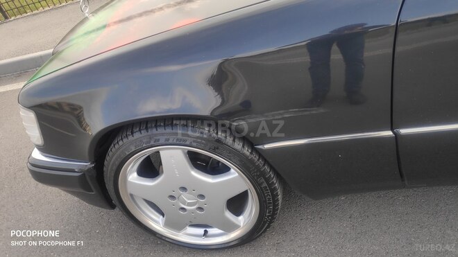 Mercedes E 220 1995, 270,000 km - 2.2 l - Bakı