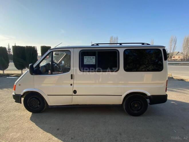 Ford Transit 1999, 533,648 km - 2.5 l - Şirvan