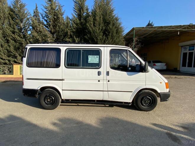 Ford Transit 1999, 533,648 km - 2.5 l - Şirvan