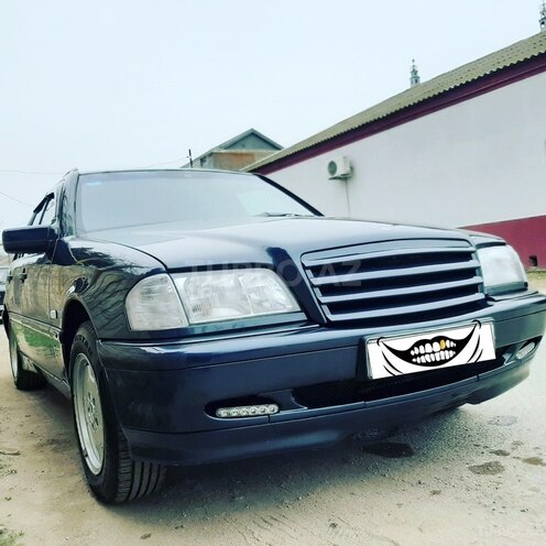 Mercedes C 220 1999, 370,000 km - 2.2 l - Bakı
