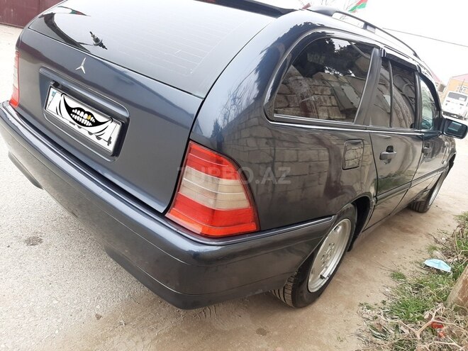Mercedes C 220 1999, 370,000 km - 2.2 l - Bakı