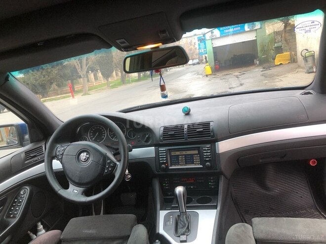 BMW 525 2001, 320,000 km - 2.5 l - Bakı