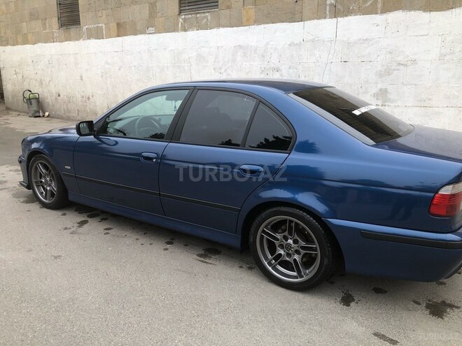 BMW 525 2001, 320,000 km - 2.5 l - Bakı