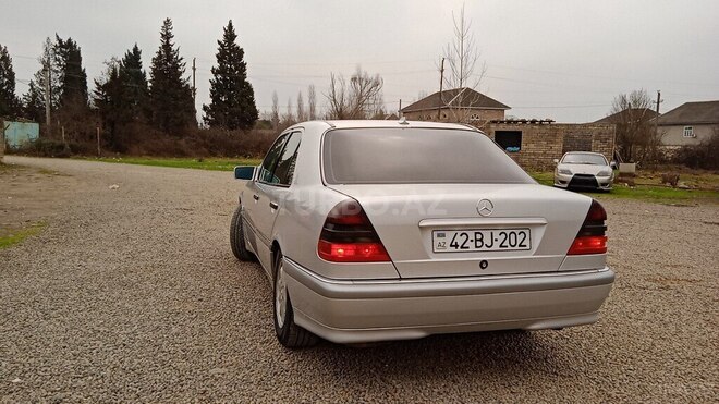Mercedes C 180 1998, 300,200 km - 1.8 л - Bakı