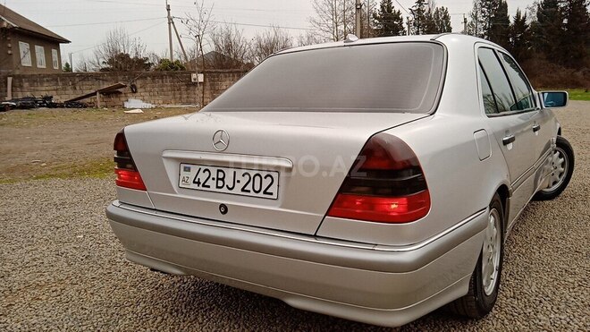 Mercedes C 180 1998, 300,200 km - 1.8 л - Bakı