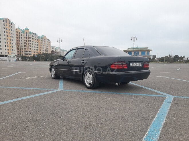 Mercedes E 280 1998, 220,000 km - 2.8 l - Sumqayıt