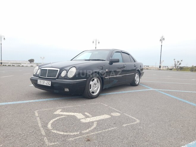 Mercedes E 280 1998, 220,000 km - 2.8 l - Sumqayıt