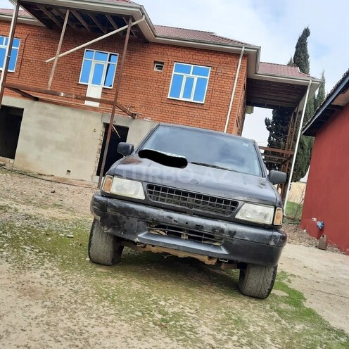 Opel Frontera 1995, 369,852 km - 1.8 l - Masallı