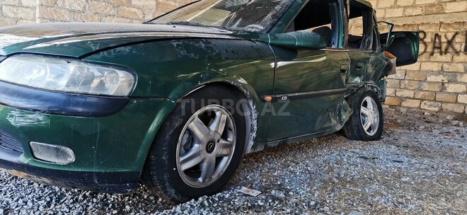 Opel Vectra 1996, 101,000 km - 0.2 l - Göyçay