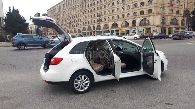 SEAT Ibiza 2012, 189,000 km - 1.6 л - Bakı