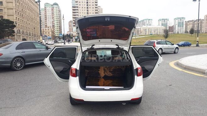 SEAT Ibiza 2012, 189,000 km - 1.6 л - Bakı