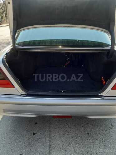 Mercedes C 240 1999, 200,000 km - 0.3 l - Şəki