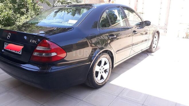 Mercedes E 220 2006, 18,000 km - 2.2 l - Bakı