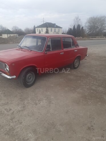 LADA (VAZ) 21011 1974, 347,530 km - 1.3 l - Samux