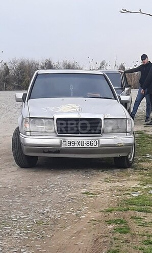 Mercedes E 250 1987, 415,656 km - 0.3 l - Sabirabad