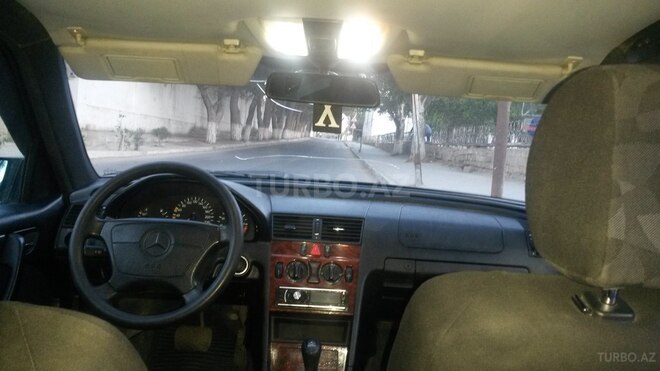 Mercedes C 180 1997, 390,000 km - 1.8 l - Sumqayıt