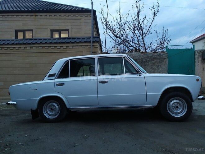 LADA (VAZ) 21011 1982, 300,000 km - 1.3 л - Balakən