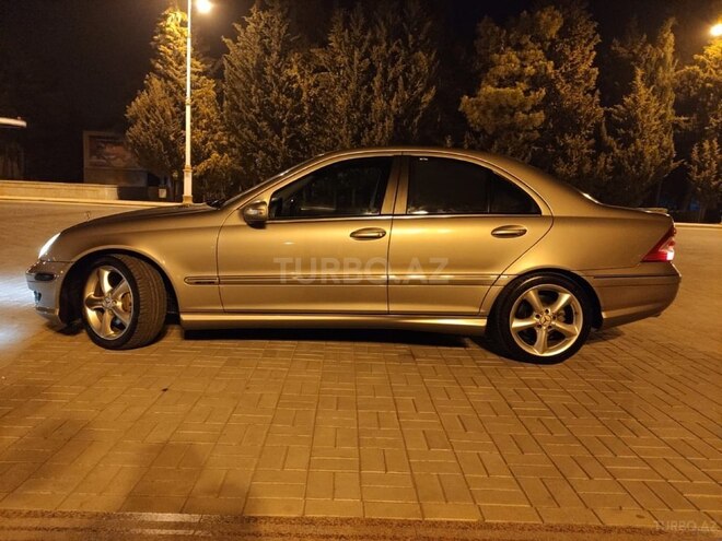 Mercedes C 180 2005, 178,000 km - 1.8 l - Yevlax