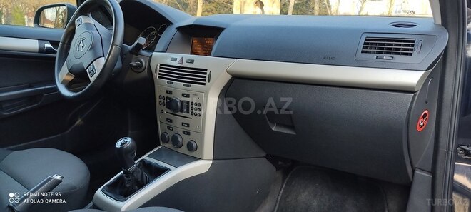 Opel Astra 2007, 138,000 km - 1.4 l - Mingəçevir