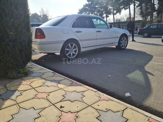 Mercedes C 200 1997, 260,000 km - 2.0 l - Bakı