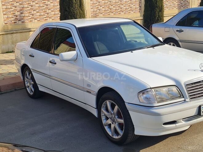 Mercedes C 200 1997, 260,000 km - 2.0 l - Bakı