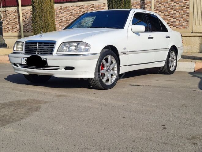 Mercedes C 200 1997, 260,000 km - 2.0 l - Bakı