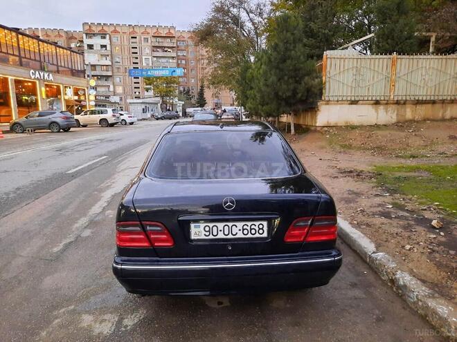 Mercedes E 280 2000, 332,000 km - 2.8 л - Bakı