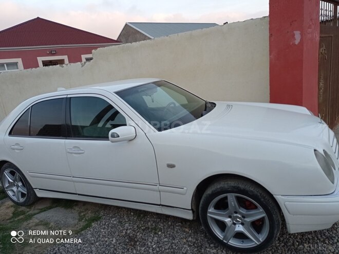 Mercedes E 320 1996, 319,800 km - 3.2 l - Bakı