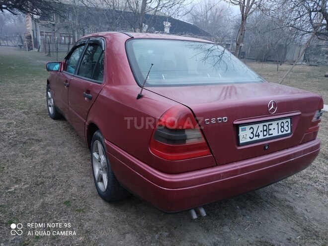 Mercedes C 200 1995, 210,598 km - 2.2 л - Qax