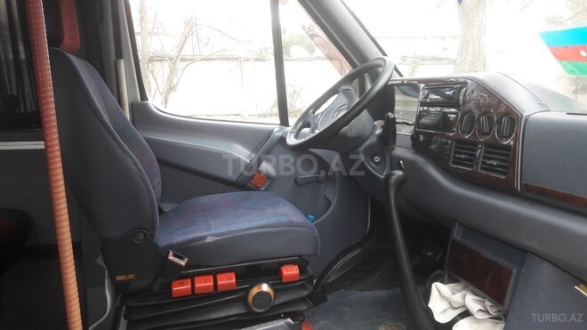 Mercedes Sprinter 209 1996, 600,000 km - 2.4 l - Yevlax