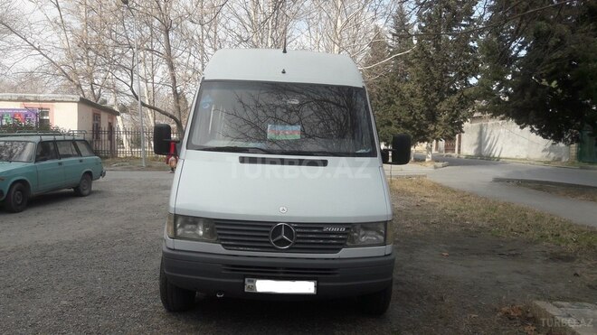 Mercedes Sprinter 209 1996, 600,000 km - 2.4 l - Yevlax