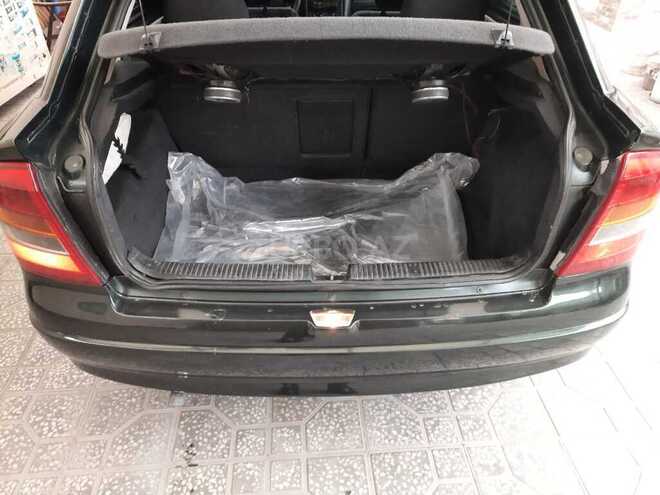 Opel Astra 2000, 260,000 km - 1.6 л - Bakı