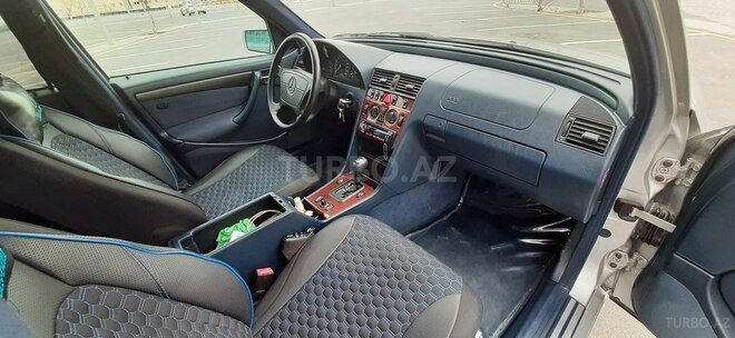 Mercedes C 180 1997, 286,012 km - 1.8 l - Bakı