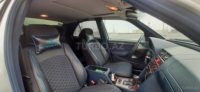 Mercedes C 180 1997, 286,012 km - 1.8 l - Bakı